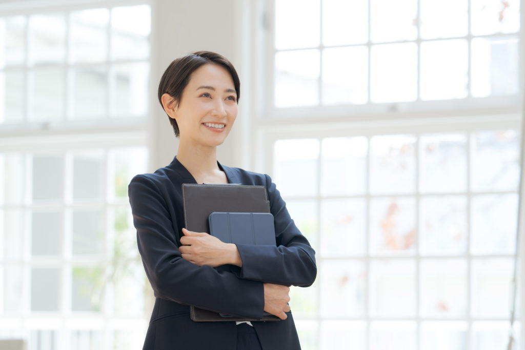 pixta-87688175-m-1024x682